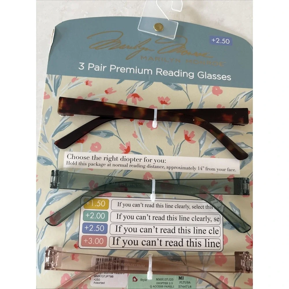 Marilyn Monroe 3-PACK Premium Reading Glasses Readers +2.50 NEW Square Chunky